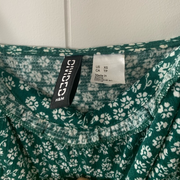 H&M dress size xs - Picture 4 of 4